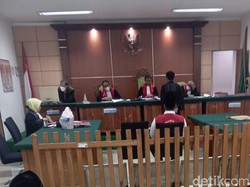 Dua Mahasiswa di Banten Didakwa Lakukan Perusakan Pos Lalin Ciceri Serang