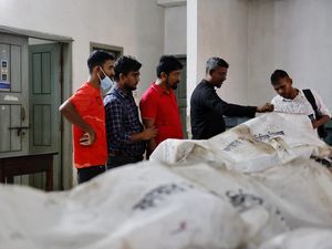 Duka di Dhaka, Kebakaran Gudang Kimia Tewaskan Banyak Warga