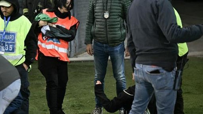Ricuh di Laga Italia vs Israel, Aksi Bela Palestina Berujung Bentrok?