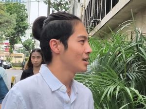Jawaban Singkat DJ Panda saat Perdana Diperiksa di Kasus Erika Carlina Jawaban Singkat DJ Panda saat Perdana Diperiksa di Kasus Erika Carlina