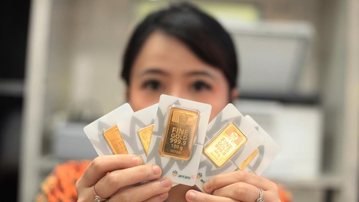 Harga Emas Antam Hari Ini Akhirnya Turun!