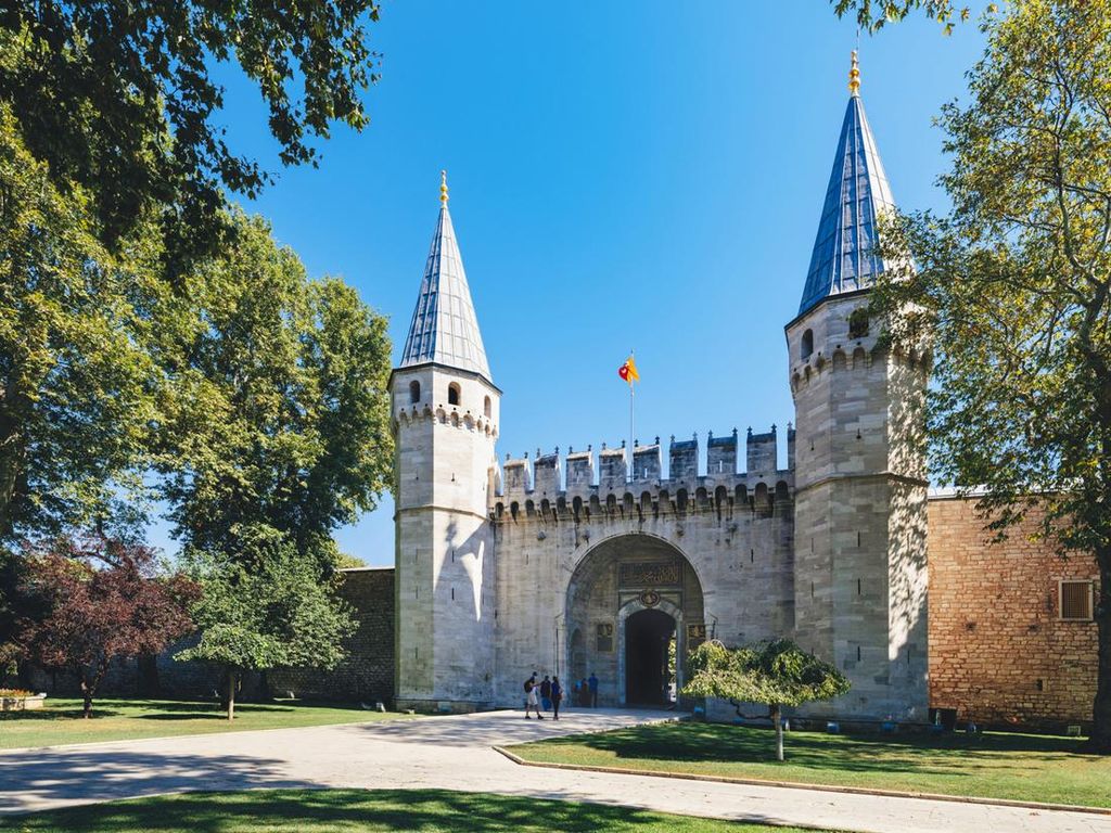 Museum Topkapi di Turki Simpan Helai Rambut hingga Pedang Rasulullah Museum Topkapi di Turki Simpan Helai Rambut hingga Pedang Rasulullah
