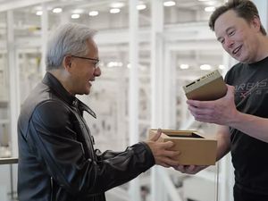 CEO Nvidia Antarkan PC AI Super untuk Elon Musk CEO Nvidia Antarkan PC AI Super untuk Elon Musk