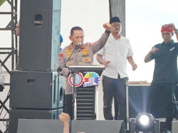 Kapolri Hadiri Apel Akbar Kebangsaan Buruh, Ajak Dukung Kebijakan Pemerintah