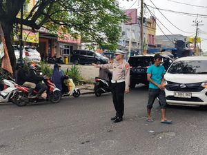 Lalin di Serua Tangsel Sempat Macet Imbas Penutupan Akses Jalan Merpati