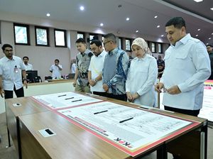 Pemkot-DPRD Makassar Teken Pakta Integritas Bebas Korupsi Pemkot-DPRD Makassar Teken Pakta Integritas Bebas Korupsi