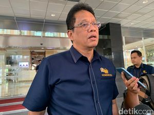 Purbaya Kritik Danantara Mau Borong Obligasi Pakai Dividen BUMN Purbaya Kritik Danantara Mau Borong Obligasi Pakai Dividen BUMN