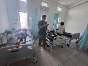 MBG yang Dikonsumsi Siswa SMP di Toba hingga Keracunan Berlendir MBG yang Dikonsumsi Siswa SMP di Toba hingga Keracunan Berlendir