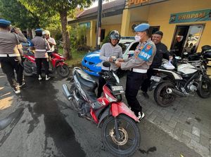 Cegah Pelanggaran, Si Propam Polres Pasuruan Cek Disiplin Personel