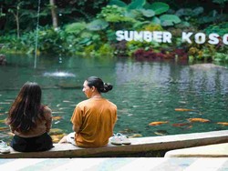 Surga Air Jernih Sumber Koso Ngawi di Lereng Gunung Lawu Surga Air Jernih Sumber Koso Ngawi di Lereng Gunung Lawu