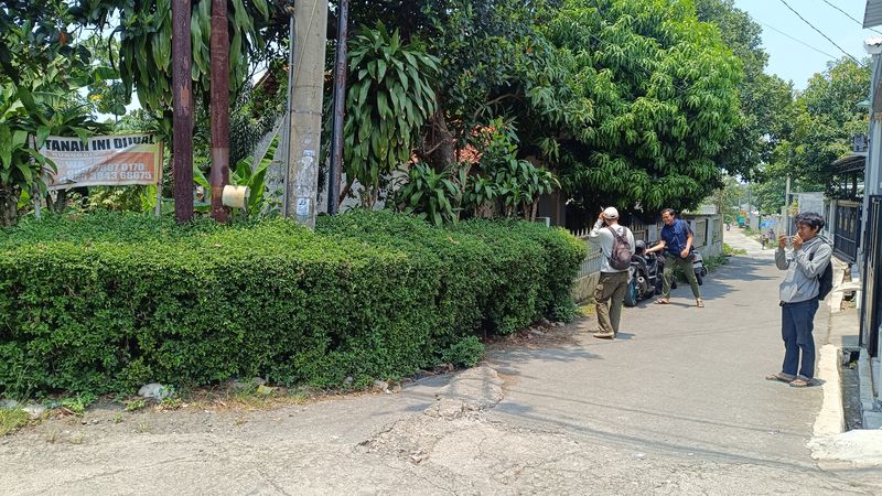 tkp-penemuan-mayat-pria-tergeletak-di-pinggir-jalan-cibinong-bogor-1760504745800.jpeg?w=800