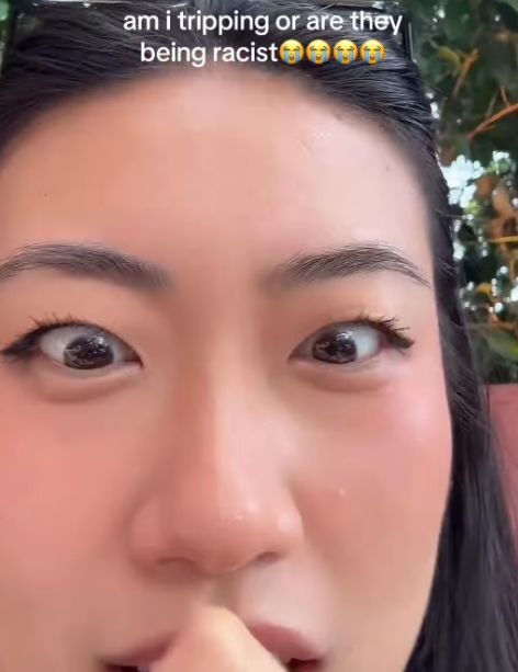 Wanita Asia Merasa Jadi Korban Rasis Saat Makan, Pihak Kafe Bilang Begini