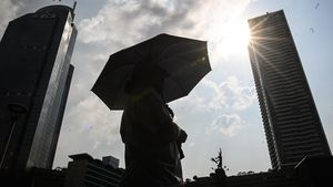 Waspada! Cuaca Panas Masih Akan Terjadi di Indonesia hingga November 2025