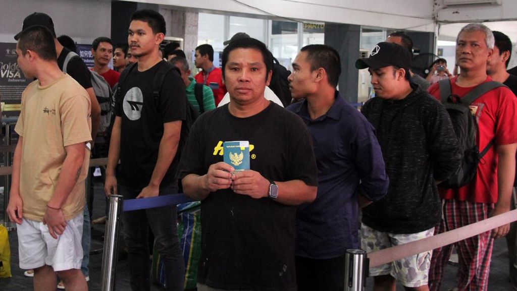 41 Pekerja Migran Indonesia Dideportasi dari Malaysia, Pulang Lewat Dumai 41 Pekerja Migran Indonesia Dideportasi dari Malaysia, Pulang Lewat Dumai
