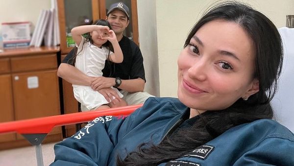 Kaki Asmirandah Berdarah-darah, Jonas Rivanno Panik Lompat dari Tempat Tidur