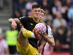 Schmeichel: MU Butuh Nomor 6, Kenapa Belinya Sesko sih?