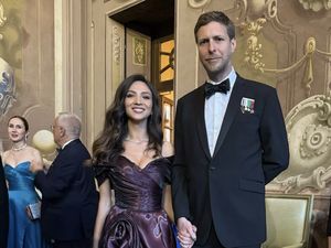 Sosok Fotografer Cantik Tunangan Pangeran Albania yang Baru Cerai 6 Bulan