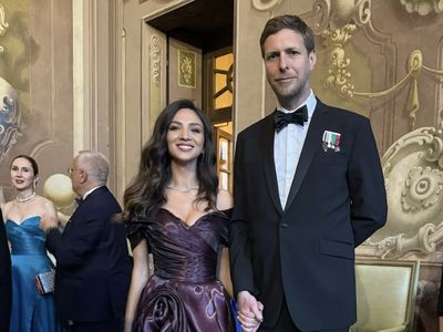 Sosok Fotografer Cantik Tunangan Pangeran Albania yang Baru Cerai 6 Bulan