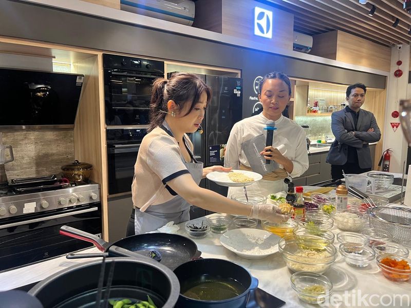 Chef Rinrin Marinka