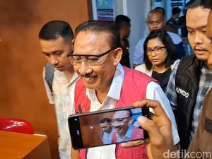 Eks Wali Kota Kupang Jonas Salean Ditahan Atas Kasus Korupsi Aset Rp 5,9 Miliar Eks Wali Kota Kupang Jonas Salean Ditahan Atas Kasus Korupsi Aset Rp 5,9 Miliar