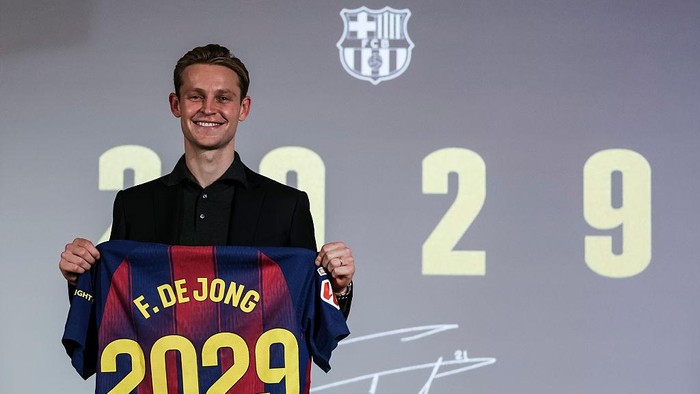 Teken Kontrak Baru, De Jong: Itu Selalu Jadi Mimpiku