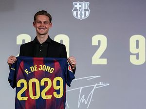 Teken Kontrak Baru, De Jong: Itu Selalu Jadi Mimpiku