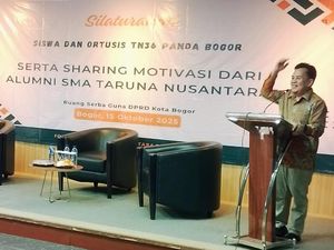 Ketua DPRD Bogor Ingatkan Siswa Taruna Nusantara Tak Lupa Daerah Asal Ketua DPRD Bogor Ingatkan Siswa Taruna Nusantara Tak Lupa Daerah Asal