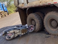 Pemotor di Konawe Terlindas Truk Tambang, Kaki Kanan Putus