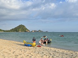 Gen Z Suka Solo Traveling, Long Weekend Digemari Wisata Keluarga