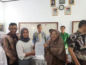 Mediasi di Sekolah, Orang Tua-Kepala SMAN 1 Cimarga Sepakat Damai Mediasi di Sekolah, Orang Tua-Kepala SMAN 1 Cimarga Sepakat Damai