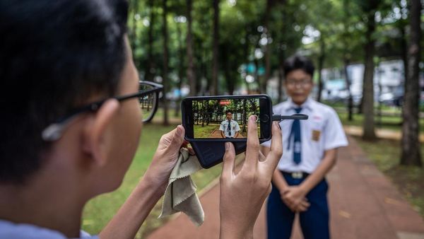 Pelajar Nikmati Internet Publik Aman di Jakarta, Dukung Ruang Digital Ramah Anak