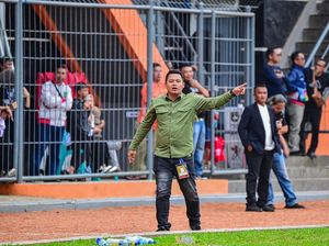 Cinta Lama Bersemi Kembali, Persindra Tunjuk Satria Jadi Pelatih Cinta Lama Bersemi Kembali, Persindra Tunjuk Satria Jadi Pelatih