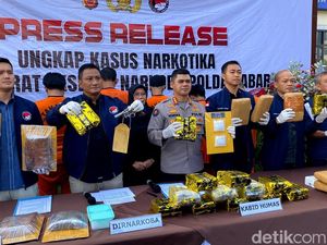 17,5 Kg Sabu Bintang Lima dalam Bungkus Teh Disita Polda Jabar 17,5 Kg Sabu Bintang Lima dalam Bungkus Teh Disita Polda Jabar