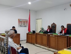 Mantan Dirjen Kemenhub Didakwa Korupsi LRT Sumsel, Kerugian Negara Rp 74 M Mantan Dirjen Kemenhub Didakwa Korupsi LRT Sumsel, Kerugian Negara Rp 74 M