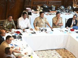 Prabowo Minta Mendikti Siapkan Ribuan Pemuda Siap Kerja di BUMN-Swasta Prabowo Minta Mendikti Siapkan Ribuan Pemuda Siap Kerja di BUMN-Swasta