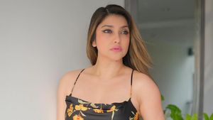 Sarah Azhari Cerita Momen Kelam Casting: Direkam Diam-diam di Toilet-Video Disebar