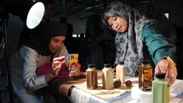 UMKM Bogor Naik Kelas, Pemkot Gelar Pelatihan Foto Produk di Era Digital