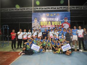 Kapolres Kediri Puji Sportivitas Atlet Muda di Final Kejurkab Voli U-19 Kapolres Kediri Puji Sportivitas Atlet Muda di Final Kejurkab Voli U-19