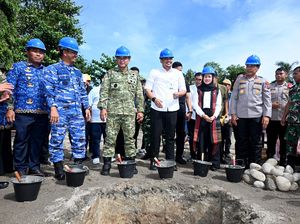 Gubsu-Pangdam Resmikan Pembangunan Gerai Koperasi Merah Putih di Sumut Gubsu-Pangdam Resmikan Pembangunan Gerai Koperasi Merah Putih di Sumut