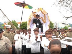 Video: Gibran Dianugerahi Gelar Kaicil Kastela dari Kesultanan Ternate