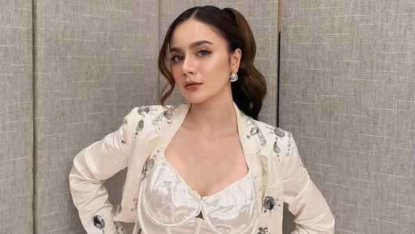 Perjalanan Cinta Irenne Ghea dengan Bintang Pradana