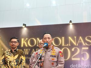 Kapolri Dukung Kompolnas Awards Jadi Bagian Perbaikan Polri Kapolri Dukung Kompolnas Awards Jadi Bagian Perbaikan Polri