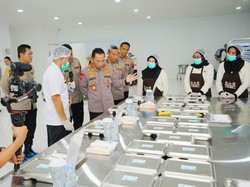 Kapolri Cek SOP SPPG Gedawang Polda Jateng: Saya Lihat Semuanya Berjalan Kapolri Cek SOP SPPG Gedawang Polda Jateng: Saya Lihat Semuanya Berjalan