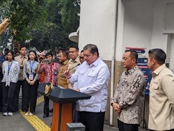 Airlangga Sebut Anggaran BLT-Magang Rp 30 T Hasil Efisiensi