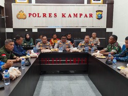 Kampar Siaga Banjir, Polisi hingga BPBD Siapkan Peralatan SAR