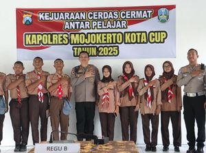 Kapolres Mojokerto Cup Tanamkan Sportivitas ke Pelajar Kapolres Mojokerto Cup Tanamkan Sportivitas ke Pelajar