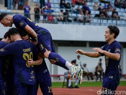 Gol tuan rumah dicetak Eber Bessa (23), Rayco Rodriguez (69) (84), dan Pablo Ganet pada menit ke-90+3. ANTARA FOTO/Putra M. Akbar