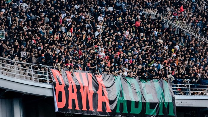 Persebaya Vs Persija: Nuansa Penuh Persahabatan Dua Kubu Suporter