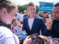 Toni Kroos Gabung ke Newcastle