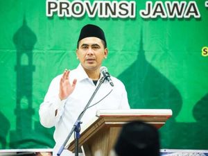 Wagub Jateng Ajak Masyarakat Berperan Aktif Jaga Keterjaminan Produk Halal Wagub Jateng Ajak Masyarakat Berperan Aktif Jaga Keterjaminan Produk Halal